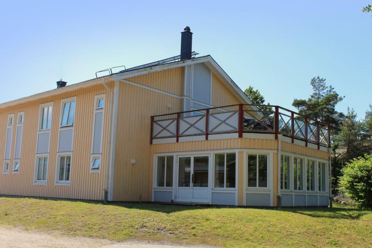 Kaellviken Semesterby Stromstad Exterior photo
