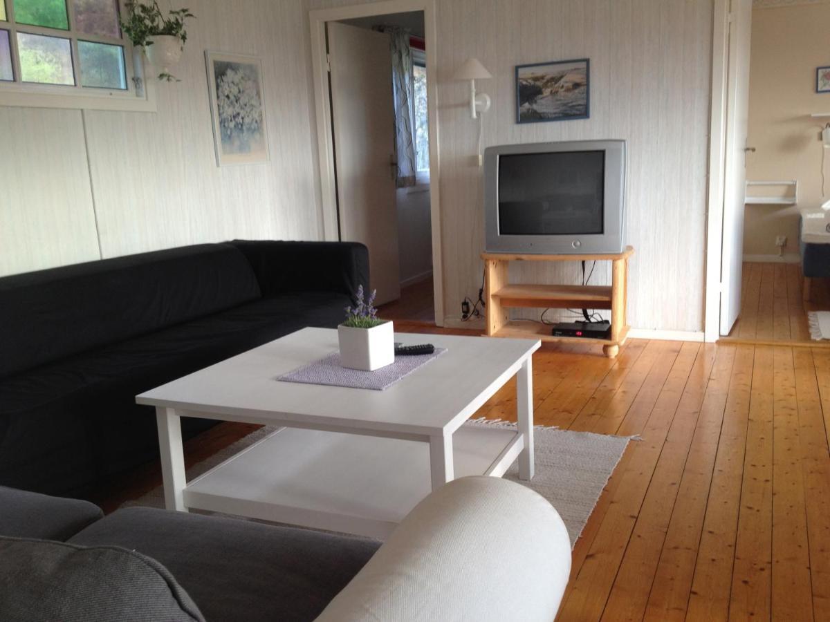 Kaellviken Semesterby Stromstad Room photo