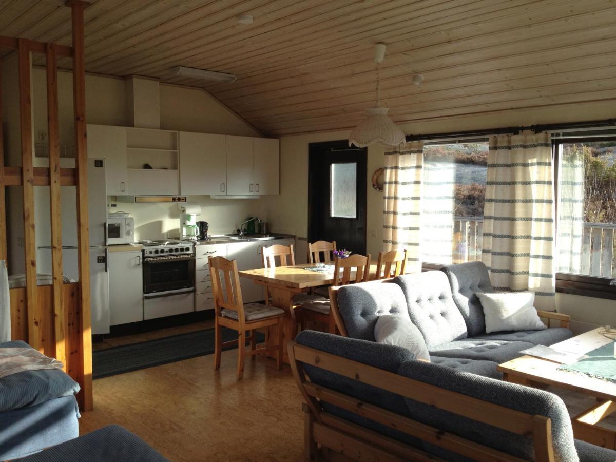 Kaellviken Semesterby Stromstad Room photo