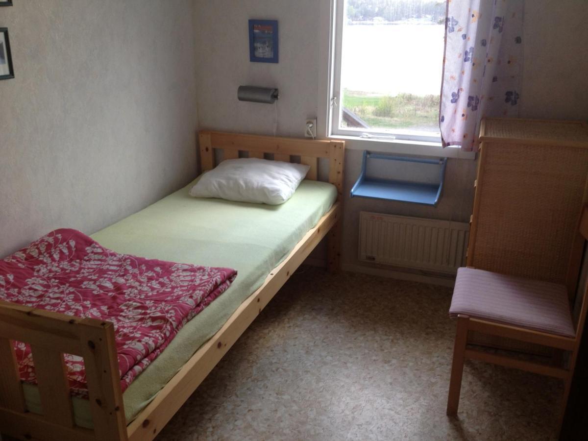 Kaellviken Semesterby Stromstad Room photo