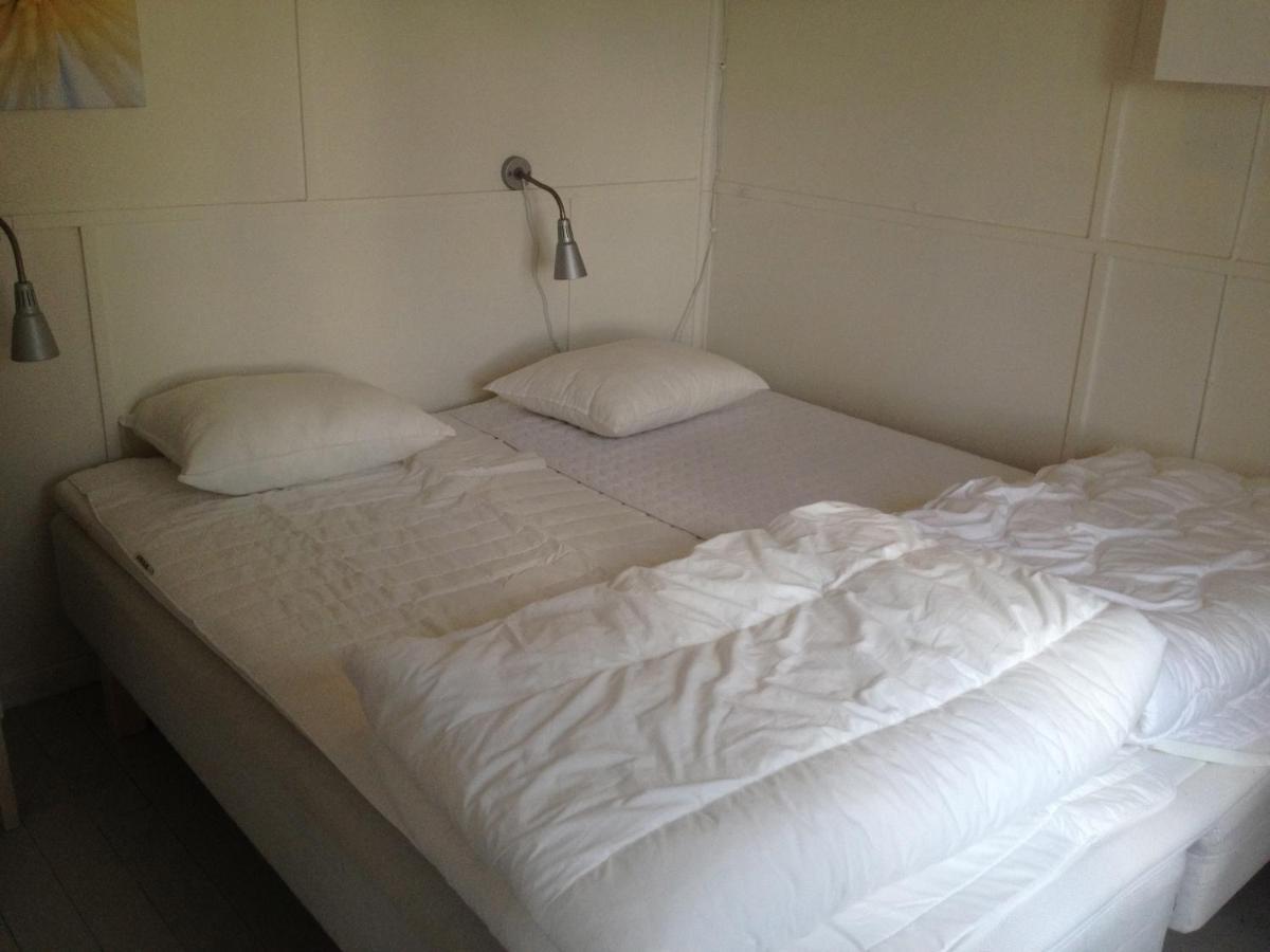 Kaellviken Semesterby Stromstad Room photo